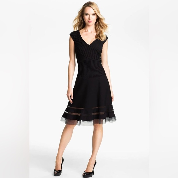 Tadashi Shoji Dresses & Skirts - Designer Tadashi Shoji Pintuck Jersey Portrait Cocktail sz Small